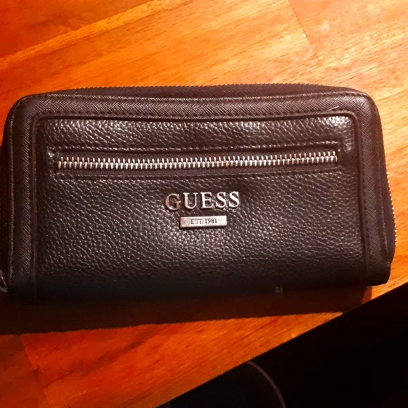 Wallet - Picture 1 of 2